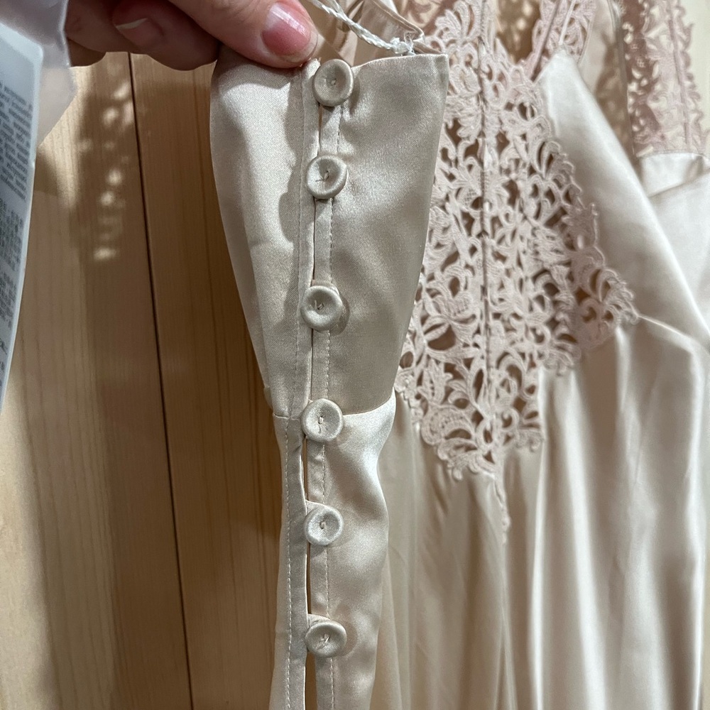 NWT La Perla Macrame Rose Beige Long Night Dress, Size Large - Picture 9 of 15